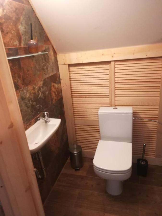 Apartman Life In Nature Jaronice ภายนอก รูปภาพ