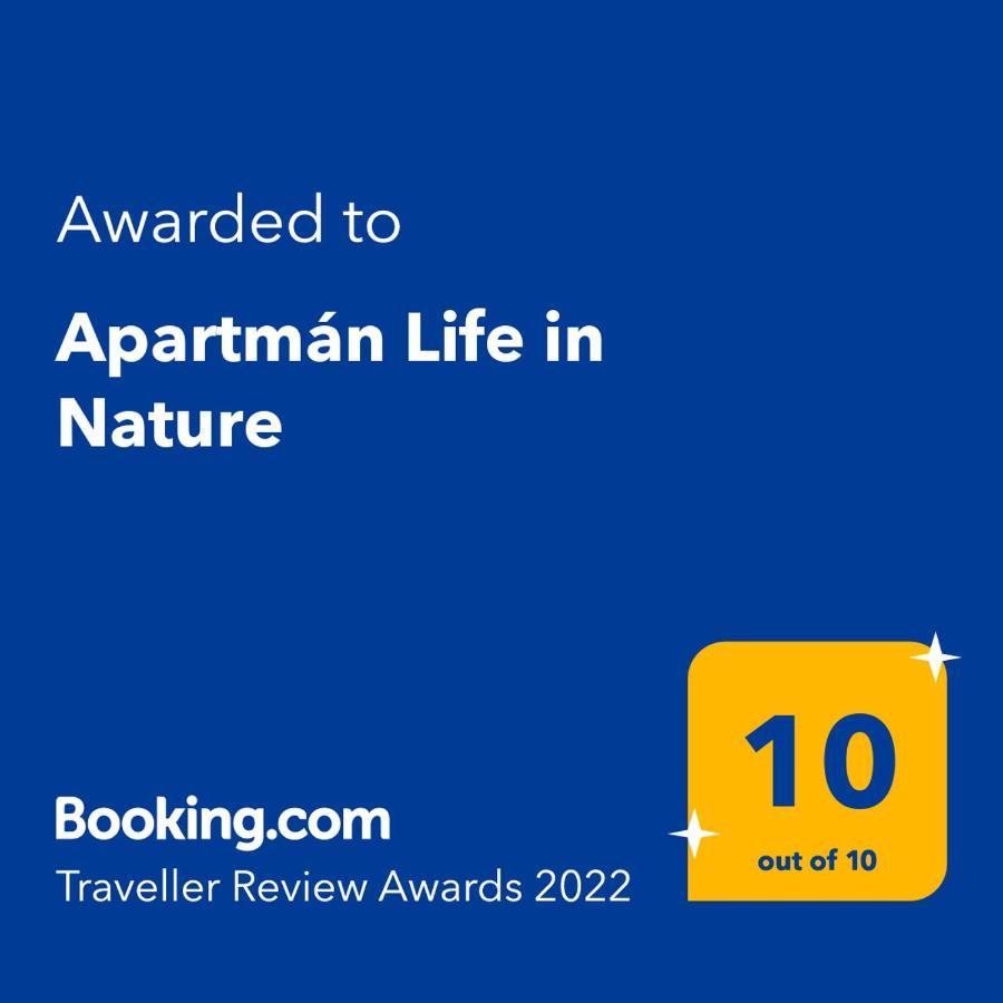 Apartman Life In Nature Jaronice ภายนอก รูปภาพ